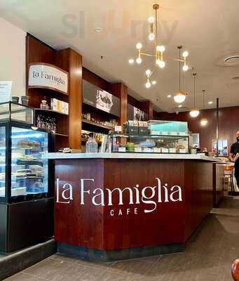 La Famiglia Cafe