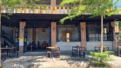 Warung Babi Guling-dadong Suna menu