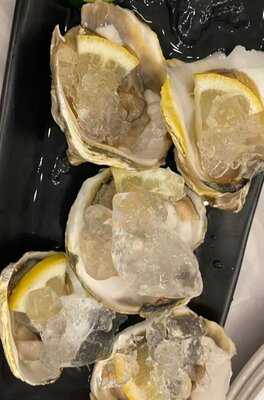 Golden Bay Live Seafood Restaurant