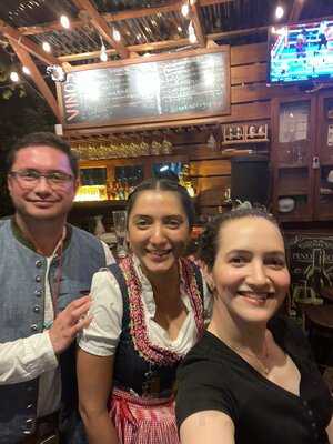 Vine Por Vino Zacapa menu