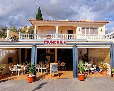 Munchies Bar Restaurante