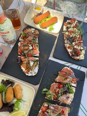 31 Café • Bar • Restaurante menu