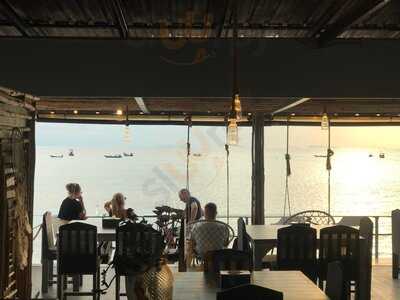 Beau Rivage Cafe