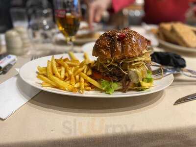 Mugo's Restaurant