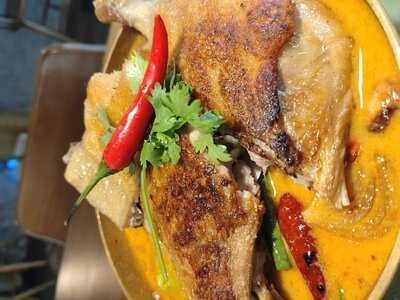 Nhà Hàng Ohh Thai - Món Thái