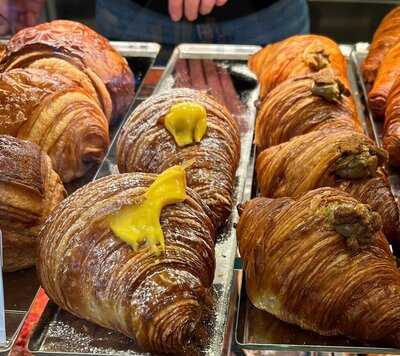 Love - Specialty Croissants, Roma