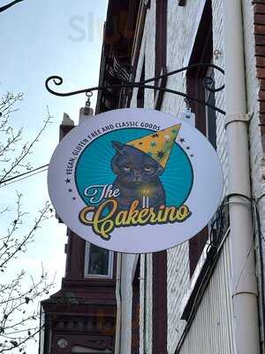 The Cakerino, Troy