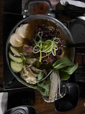 Umai Hot Pot & Asian Cuisine, Rogers