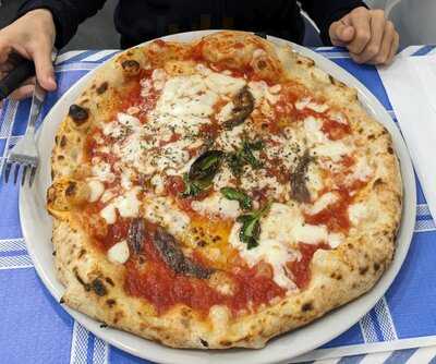 Pastare, Napoli