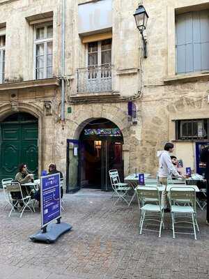 Invader - Rétro bar à Montpellier, Montpellier