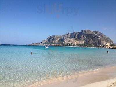 Ombelico Del Mondo Mondello