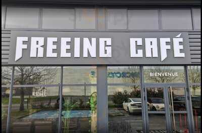 Freeing Café