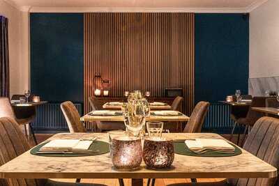 Ten Tables Restaurant