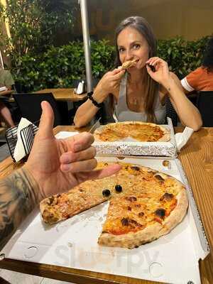 Pizzeria Rocket To Pizza, Olbia