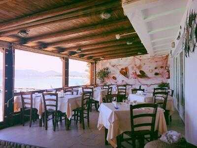 Ristorante Da Tonino Re Di Tavolara, Olbia