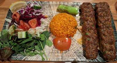 Lav Kitchen, Turkish Restaurant - Banstead