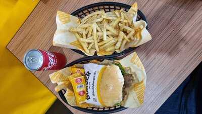 Buddy Burger Timika menu