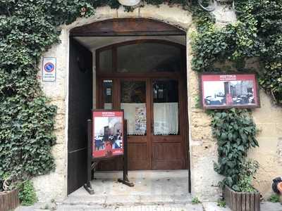 Hosteria alle Bombarde, Lecce