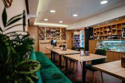 La Bottega Italiana Gourmet, Bistrita