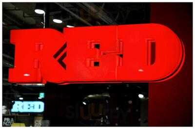 Red - Read Eat Deam, Parma