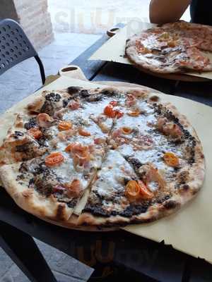 Pizzeria Stuzzicheria Ducato Estense