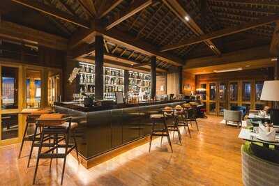 1892 Bar