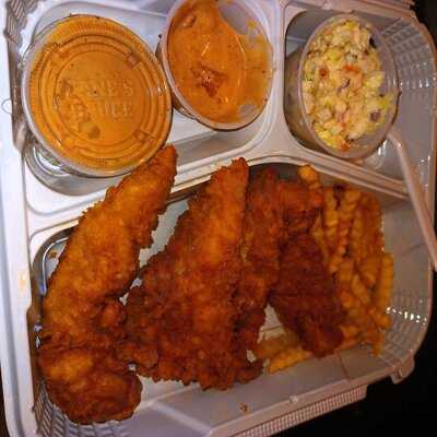 Raising Cane's Chicken Fingers, Johnston