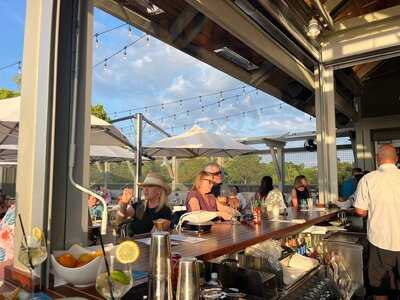 Benny's Coastal Kitchen, Hilton Head